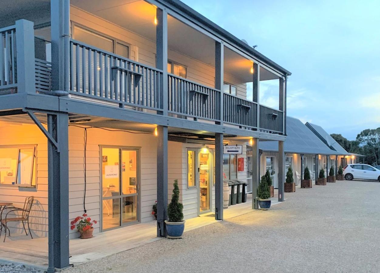 Collingwood Park Motel Bagian luar foto